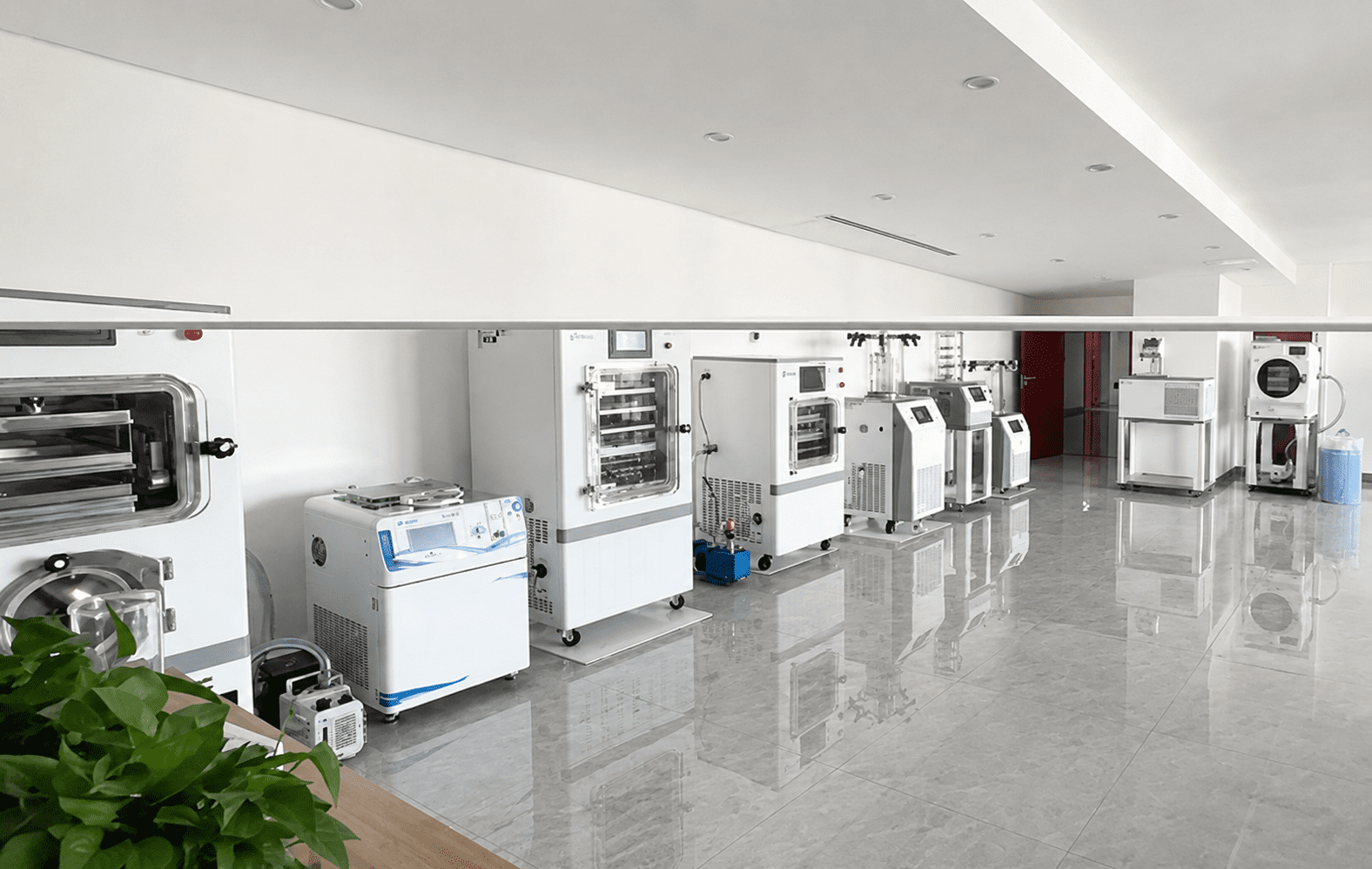 Laboratory Freeze Dryers Production Workshop